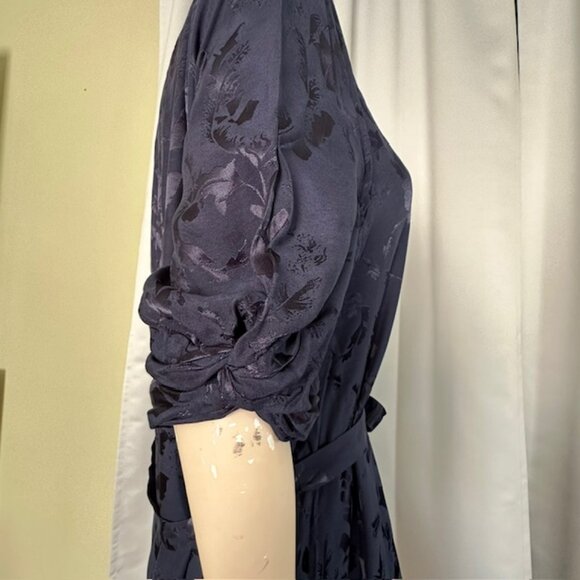 Chico’s Tie Waist Navy Blue Knee Length Pullover Dress Size Large - Picture 3 of 9